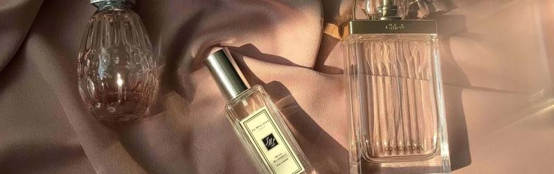 Transport drogich perfum samolotem