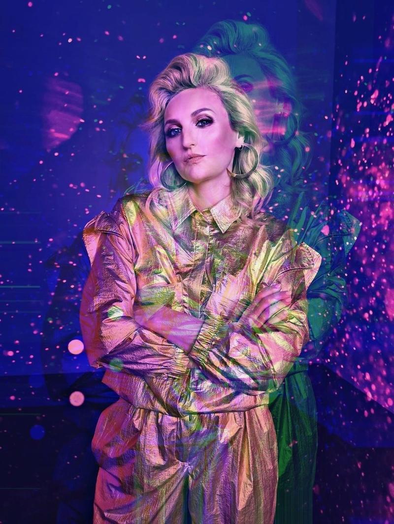 Reni Jusis biografia