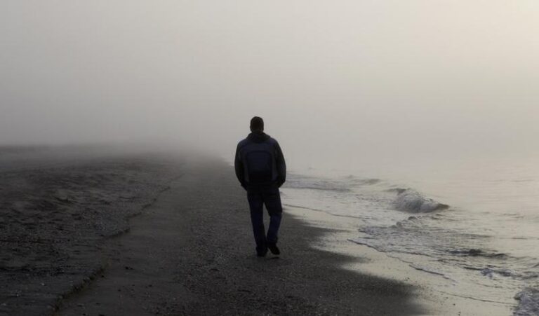 Kiedy facet nie wie, czego chce – jak to zrozumieć i co z tym zrobić?