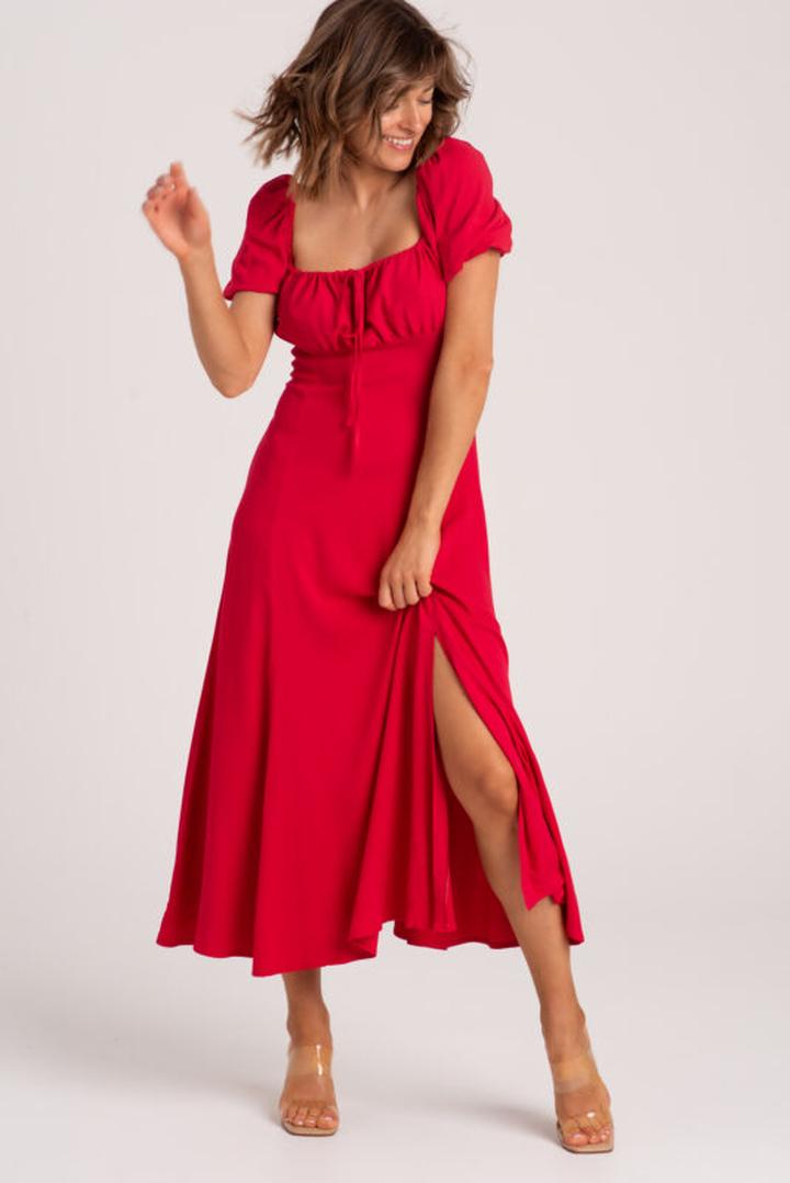 Kolory paznokci do czerwonej sukienki