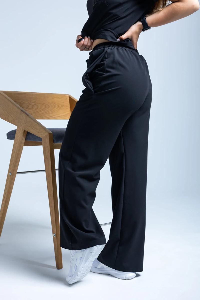 Przyszywanie lateksu do spodni