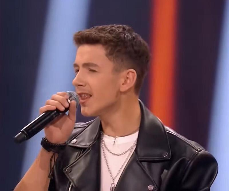 Wiek dziewczyna i rodzina