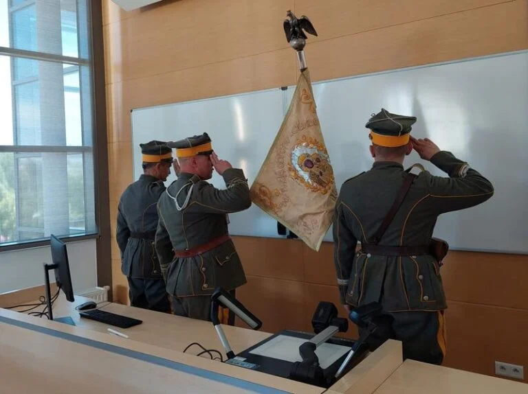 Czy facet naprawdę szybko zapomina o kochance? Oto, co warto wiedzieć o jego powrotach