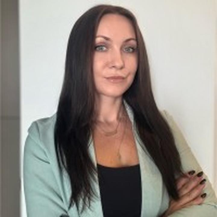 Kim jest Karolina Rozińska? Wiek, kariera i fascynujący życiorys tej utalentowanej osoby